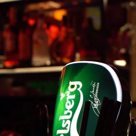 Raven Taksim 호텔 *