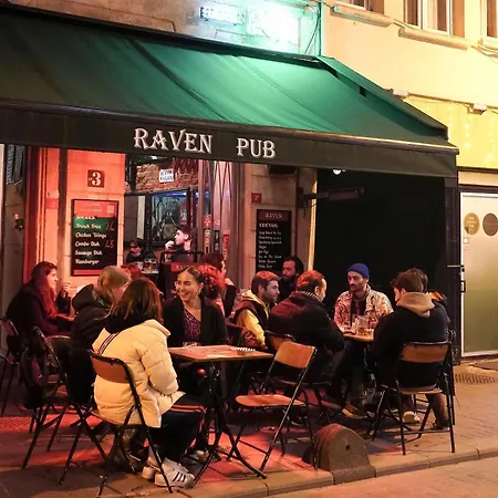 ホテル Raven Taksim *